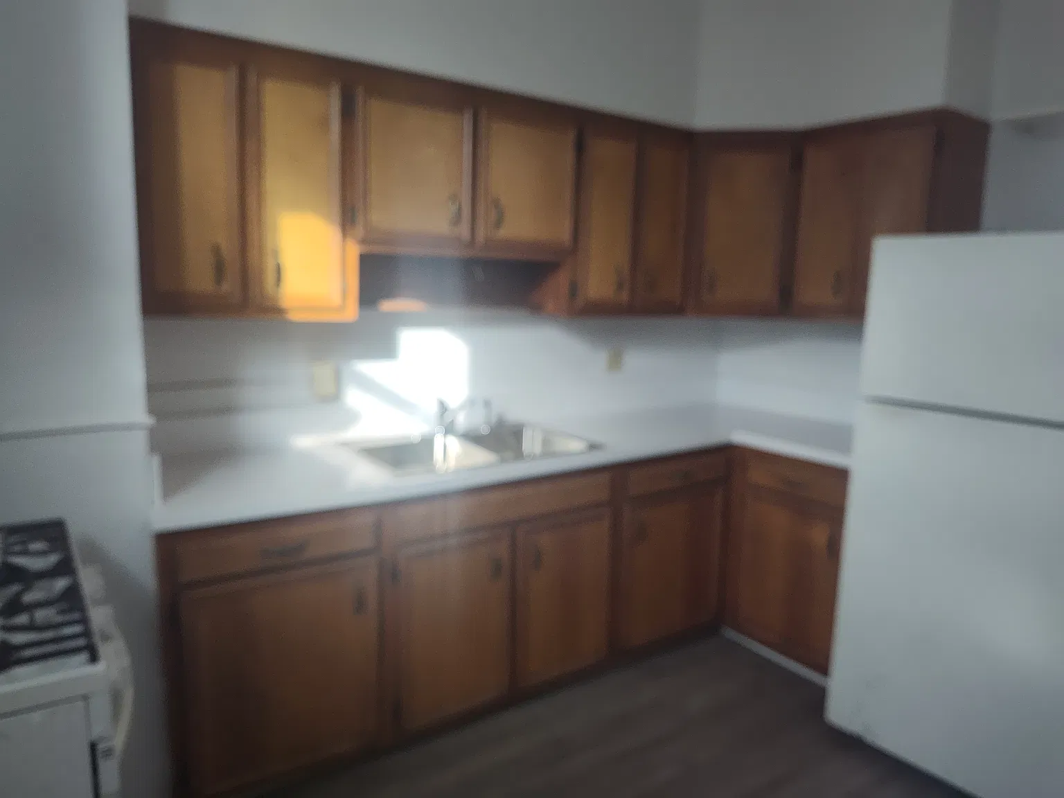 2 bed, 900 sqft, $1,550 — Photo 2