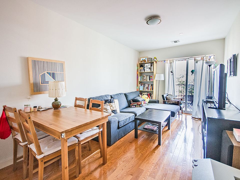 1st image of 230 Troutman St APT 4D