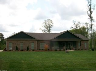 7626 Happy Hill Rd, Summerfield, NC 27358