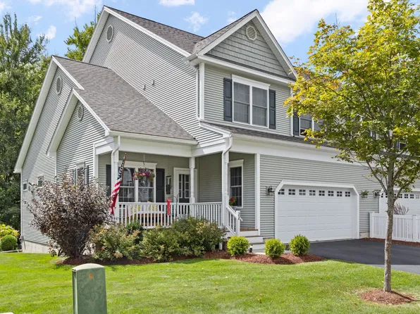 22 Dunbar Drive, Essex Junction, VT 05452