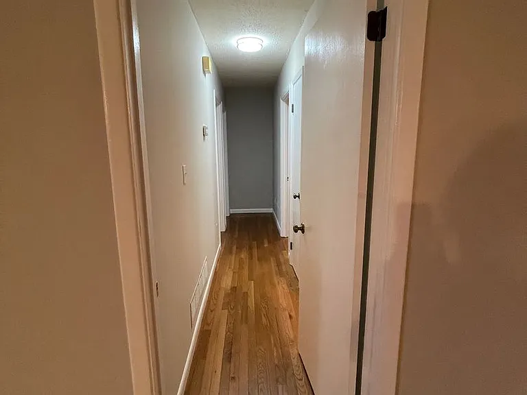 2902 Highbrook Ct — Photo 10