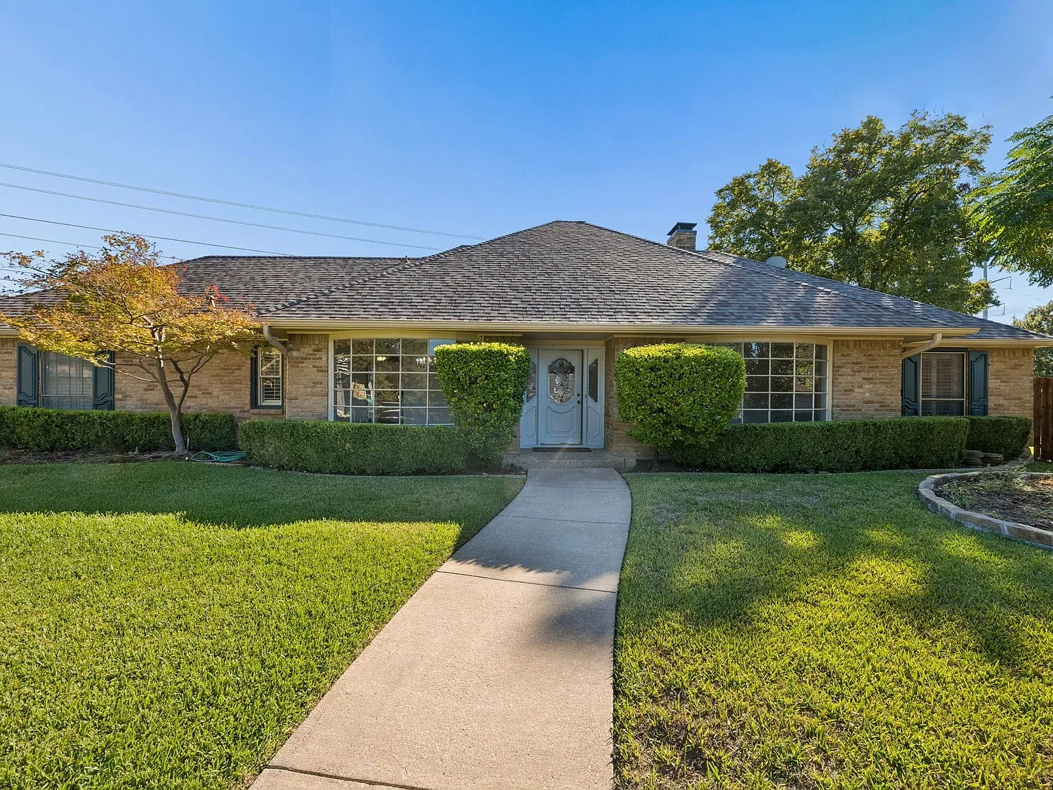 4 bed, 3.0 bath, 2683 sqft, $4,100 — Photo 2