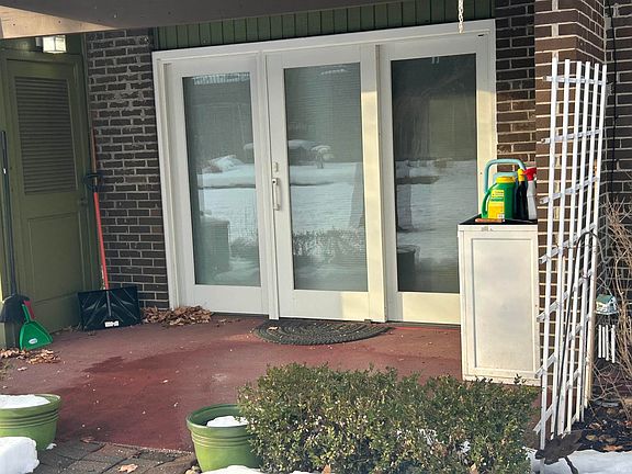 4th image of 2500 Topsfield Rd APT 923