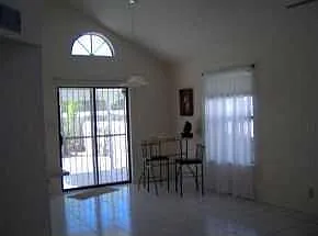 11376 Tenaha Ave — Photo 3