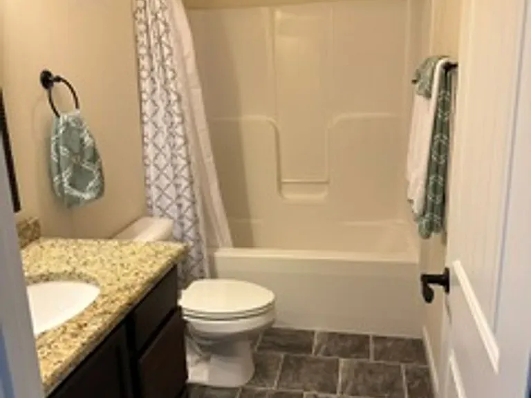 815 Westridge Cir — Photo 25