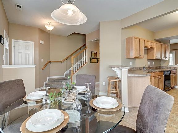 5th image of 861 Sweet Tessa Dr