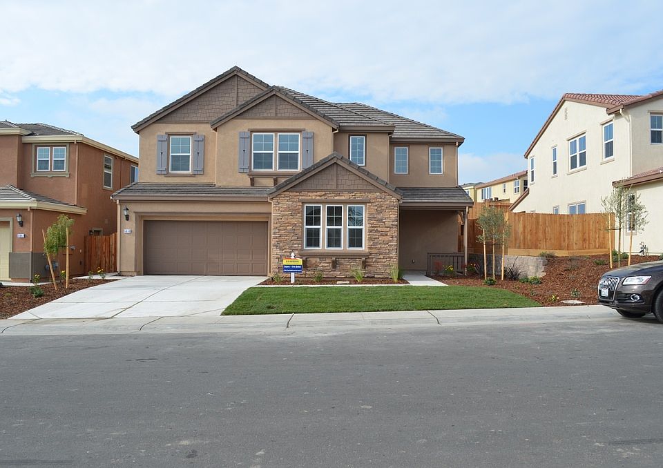 1st image of 5643 Saratoga Cir