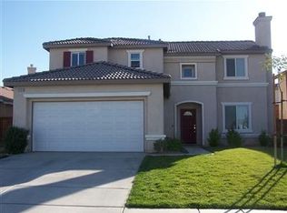 15581 Naples Ln, Victorville, CA 92394