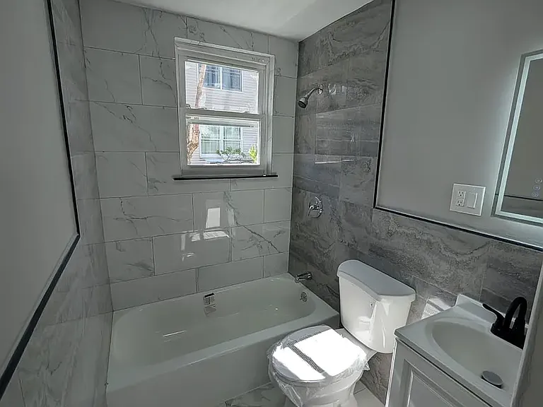 320 Watson Ave #6C — Photo 5