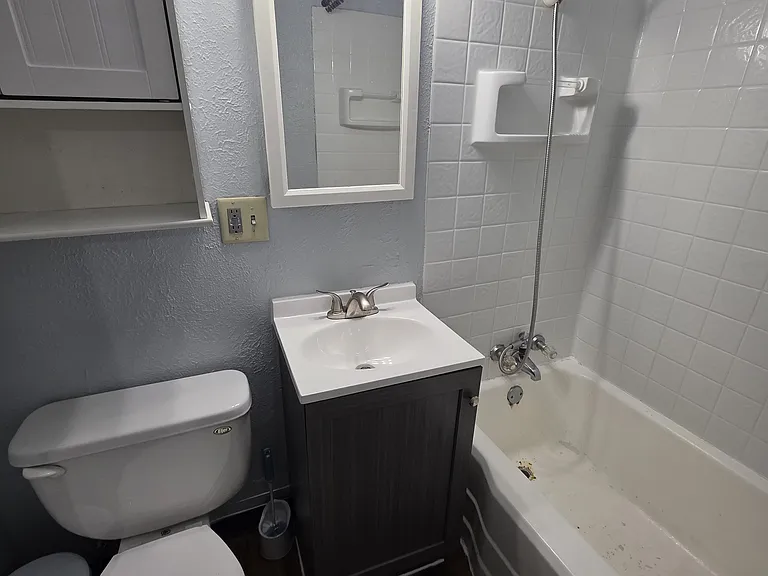 505 S 10th St #1/2 — Photo 15