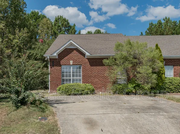 570 Treymoor Lake Cir, Alabaster, AL 35007