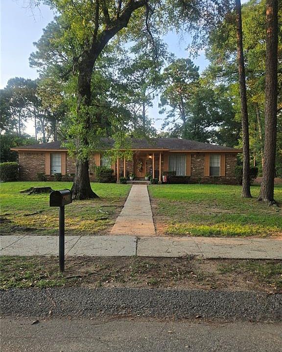 1st image of 4954 Oxford Dr