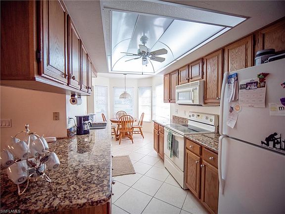 2nd image of 17656 Date Palm Ct