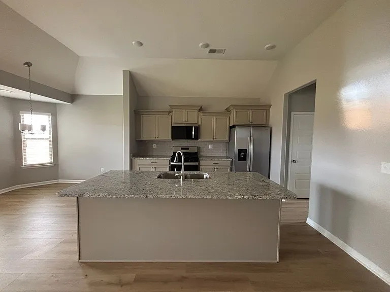 340 Chesnut Ridge Cv — Photo 47