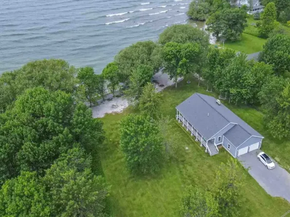 20515 Buchanans Path, Three Mile Bay, NY 13693