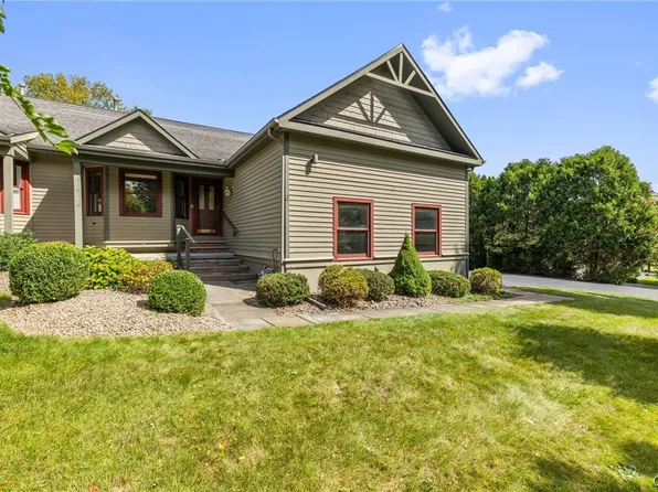 6 Old Farm Ln, Cazenovia, NY 13035
