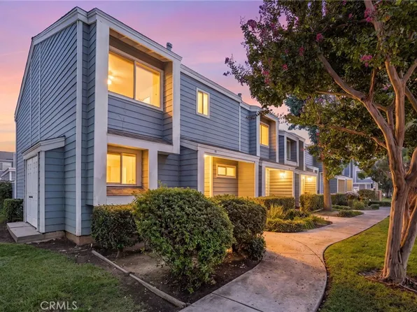 15735 Nordhoff St Unit 19, North Hills, CA 91343