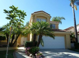 19 Latina, Irvine, CA 92614