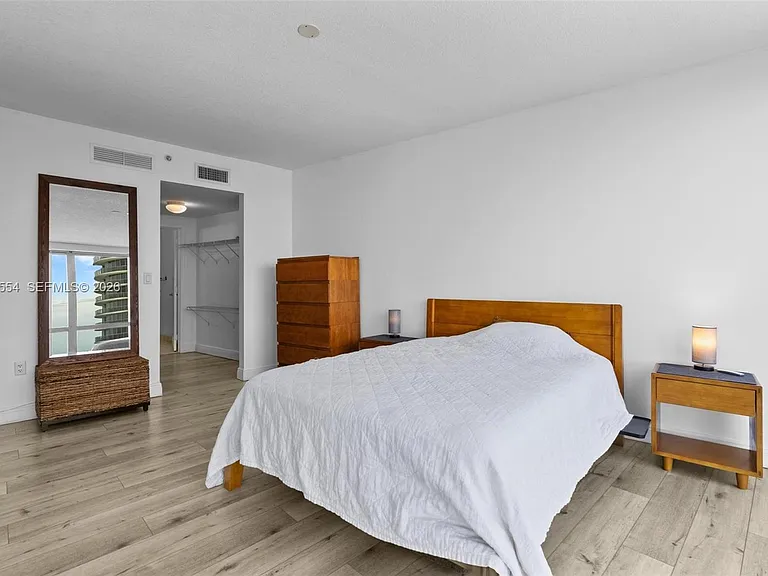 1750 N Bayshore Dr #4901 — Photo 23