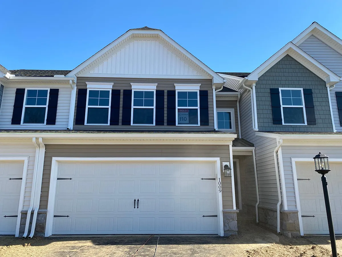 Building Photo - 1009 Blackstone Run