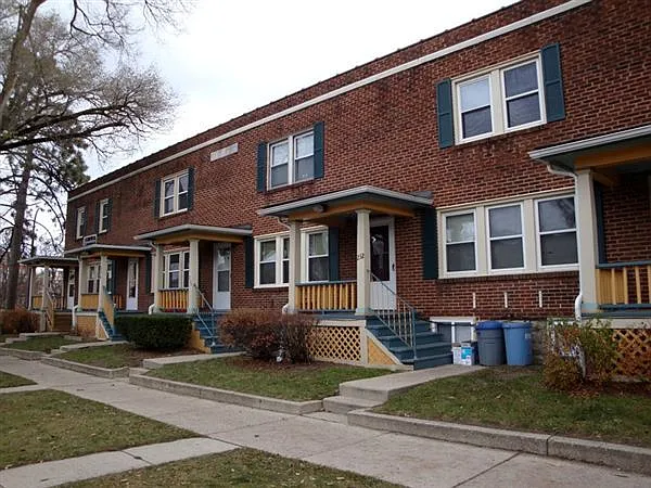 230-238 Summit