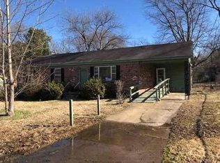 806 Monroe Ave, Brownsville, TN 38012