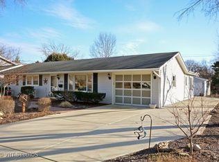 723 Oak St, Geneva, IL 60134