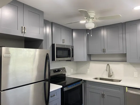 256 Mansfield Dr, Boca Raton, FL