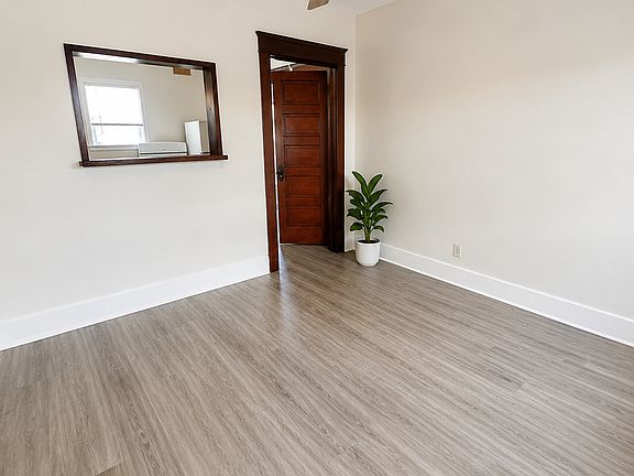5th image of 23 19th Ave #3