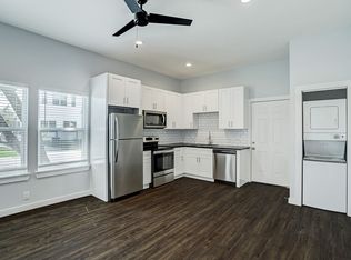 225 N Everton St APT 4, Houston, TX 77003