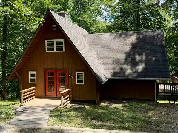 (undisclosed Address), Charlottesville, VA 22901