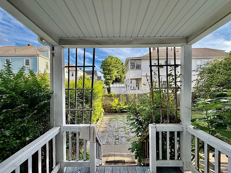 307 Washington St #2 — Photo 33
