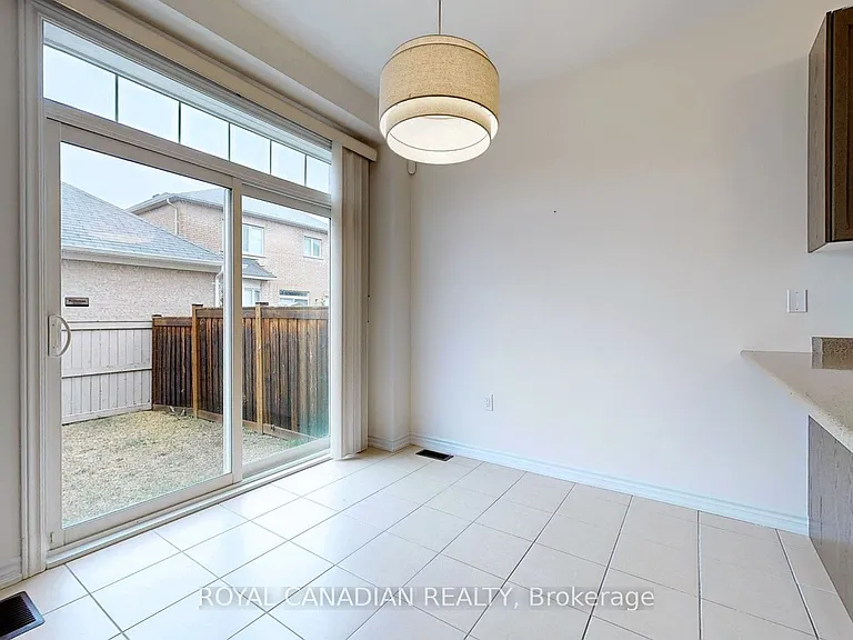 1 Green Spruce Rd — Photo 12