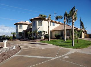 3207 S Palomino Way, Yuma, AZ 85365