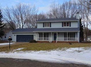 10221 Carriage Ct, Plymouth, IN