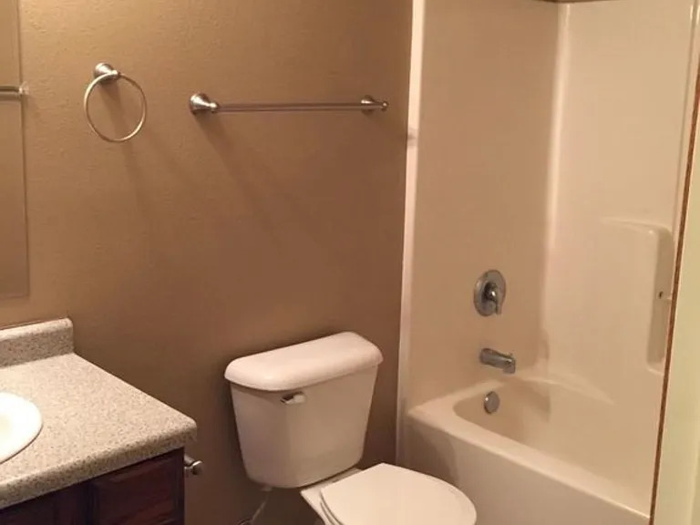 310 Jerry Pl #2 — Photo 9
