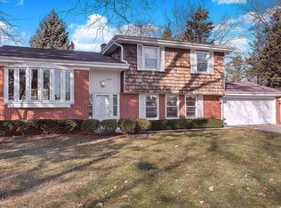 5800 Longview Dr, Countryside, IL