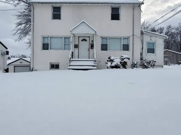 51 Summer Ave, Great Neck, NY 11020