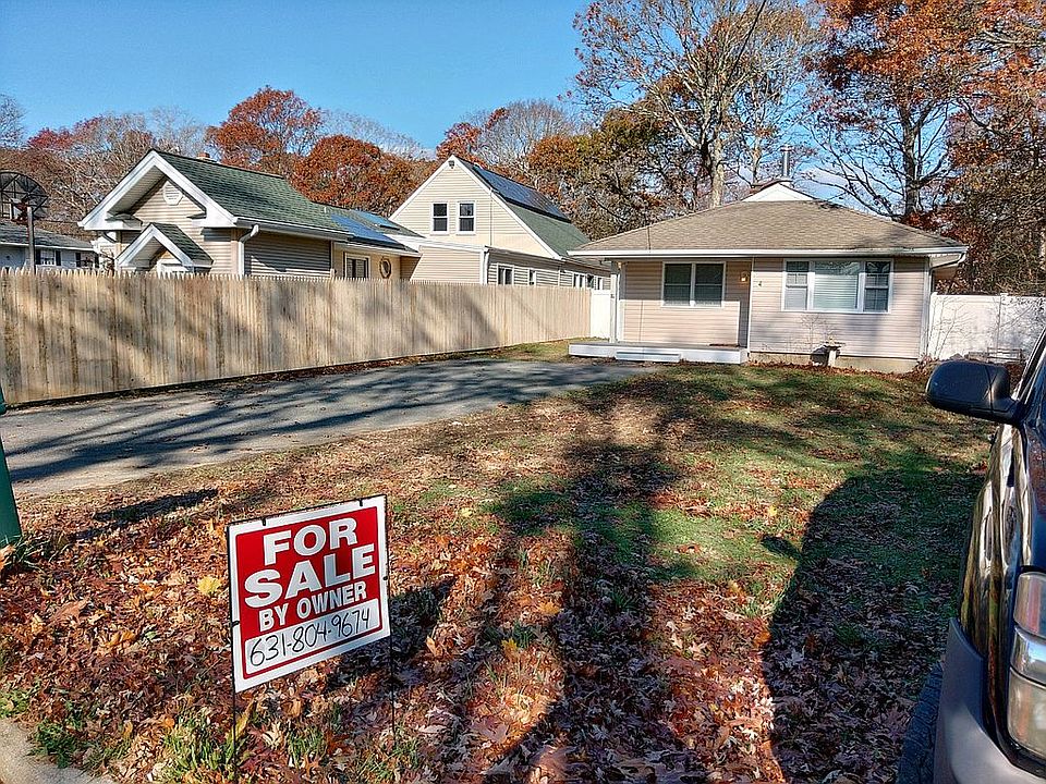 1st image of 93 Moriches Middle Island Rd