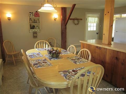 Eat in Country Kitchen