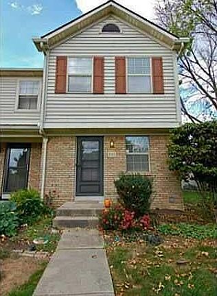 3rd image of 525 Foxtrail Cir E #24