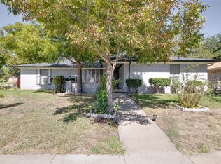 2001 Guinevere St, Arlington, TX 76014