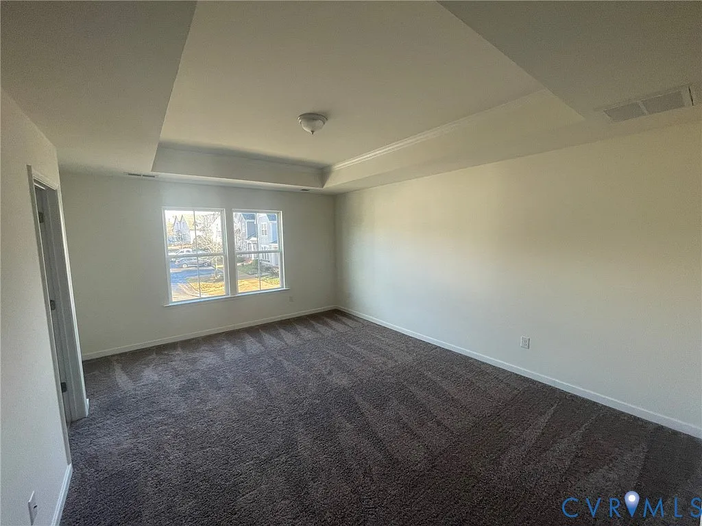 3 bed, 2.5 bath, 1470 sqft, $2,250 — Photo 3
