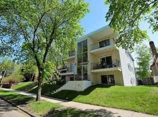 1892 Grand Ave #2, Saint Paul, MN 55105