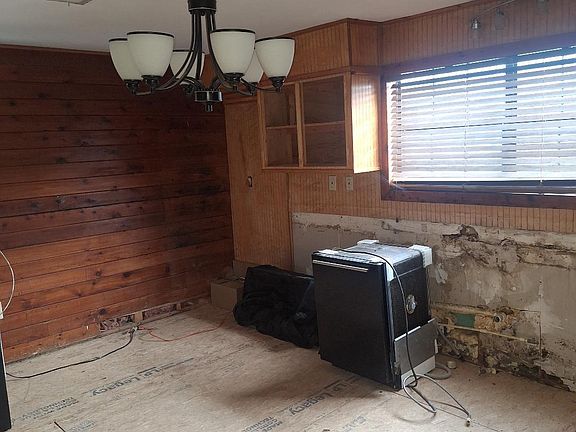 5th image of 177 Bidne Dr