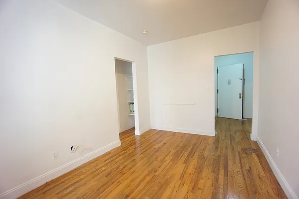 Rented by Compass | media 16