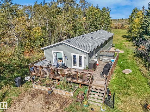 3rd image of 56025 Range Rd #241