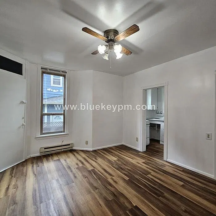 1 bed, 1.0 bath, 750 sqft, $1,290 — Photo 3
