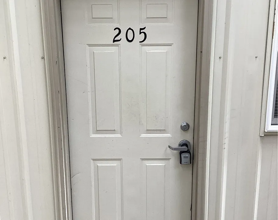 170 N Main St