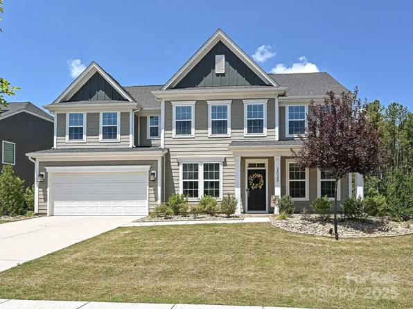 2025 Sweet Magnolia Ln, Clover, SC 29710